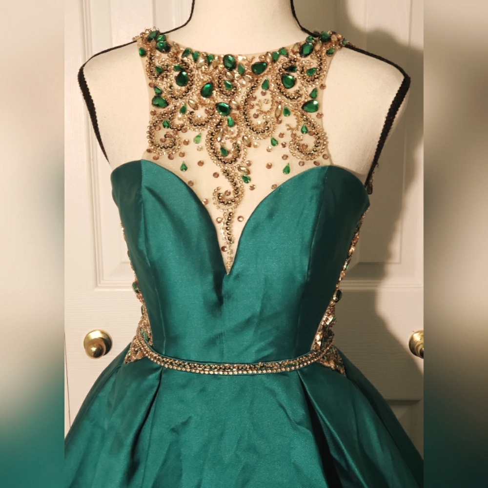 Camille La Vie Elegant Emerald Green Satin Ball / Prom Gown Embellished Bodice - Picture 3 of 6
